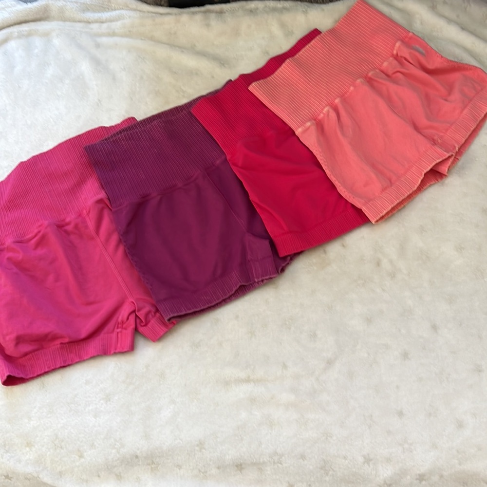 NEW🌺free people good karma running short BIG HALF WAY LOGO - Picture 5 of 17